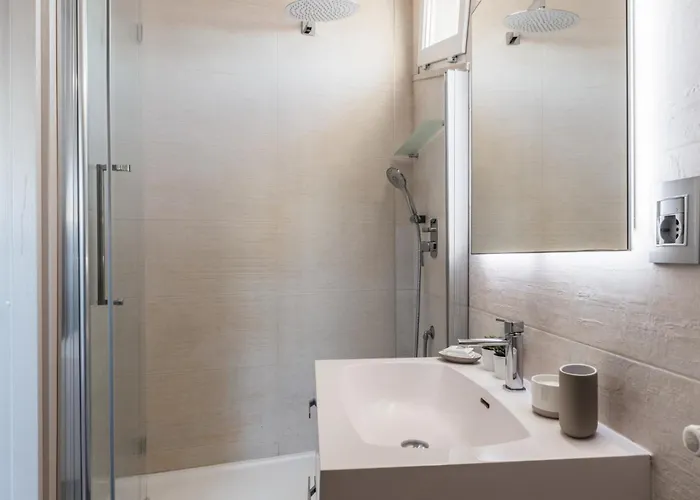 The Rent - Near Castel Sant'angelo Apartment
